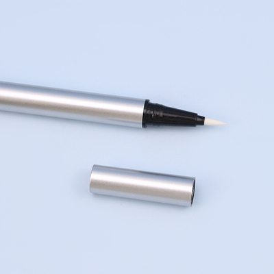 Bom preço. O último design de vidro de linhas de olhos kajal vazio embalagem líquido Líquido personalizado recipiente de linhas de olhos por atacado on-line